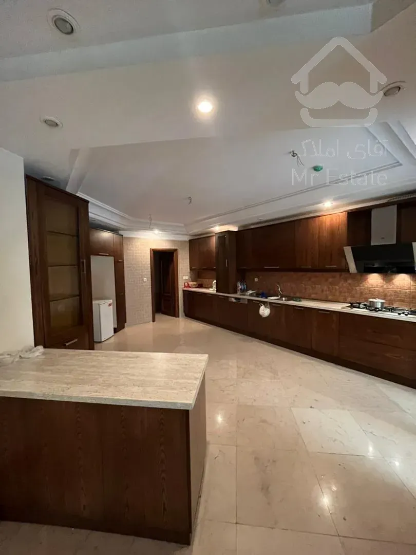 ۲۸۰مترمحمودیه۴خواب کلیدنخورده ۳پارکینگ