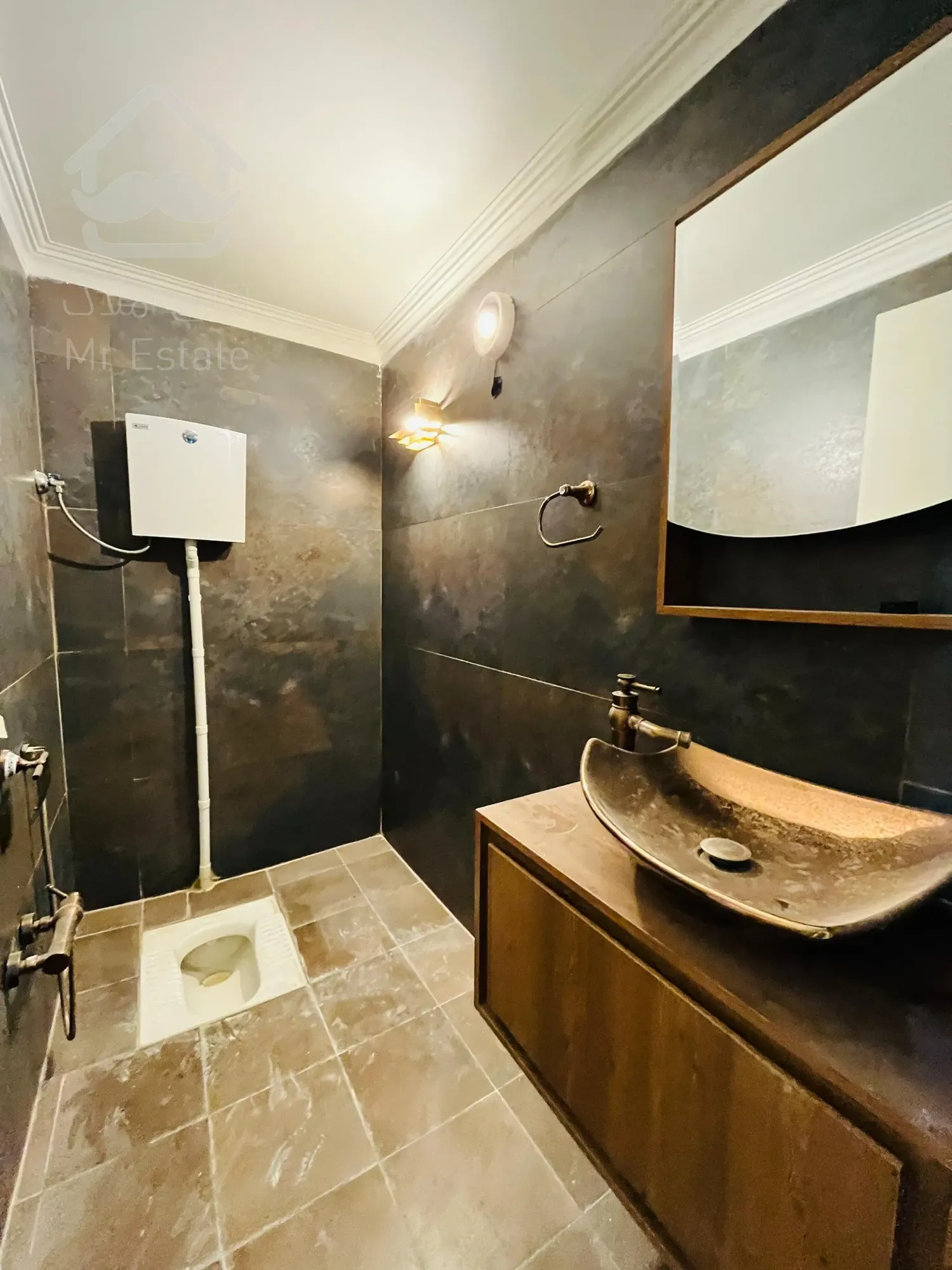 فروش۸۲متر هروی ساقدوش