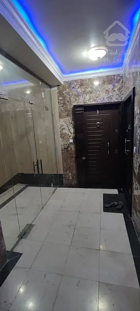 ملک خوش نقشه و ساختمان بی حاشیه