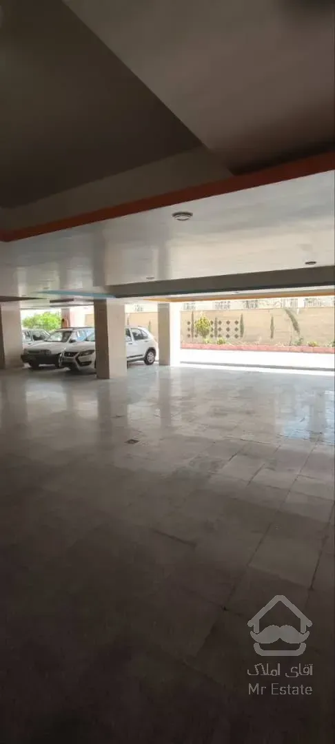 ملک خوش نقشه و ساختمان بی حاشیه