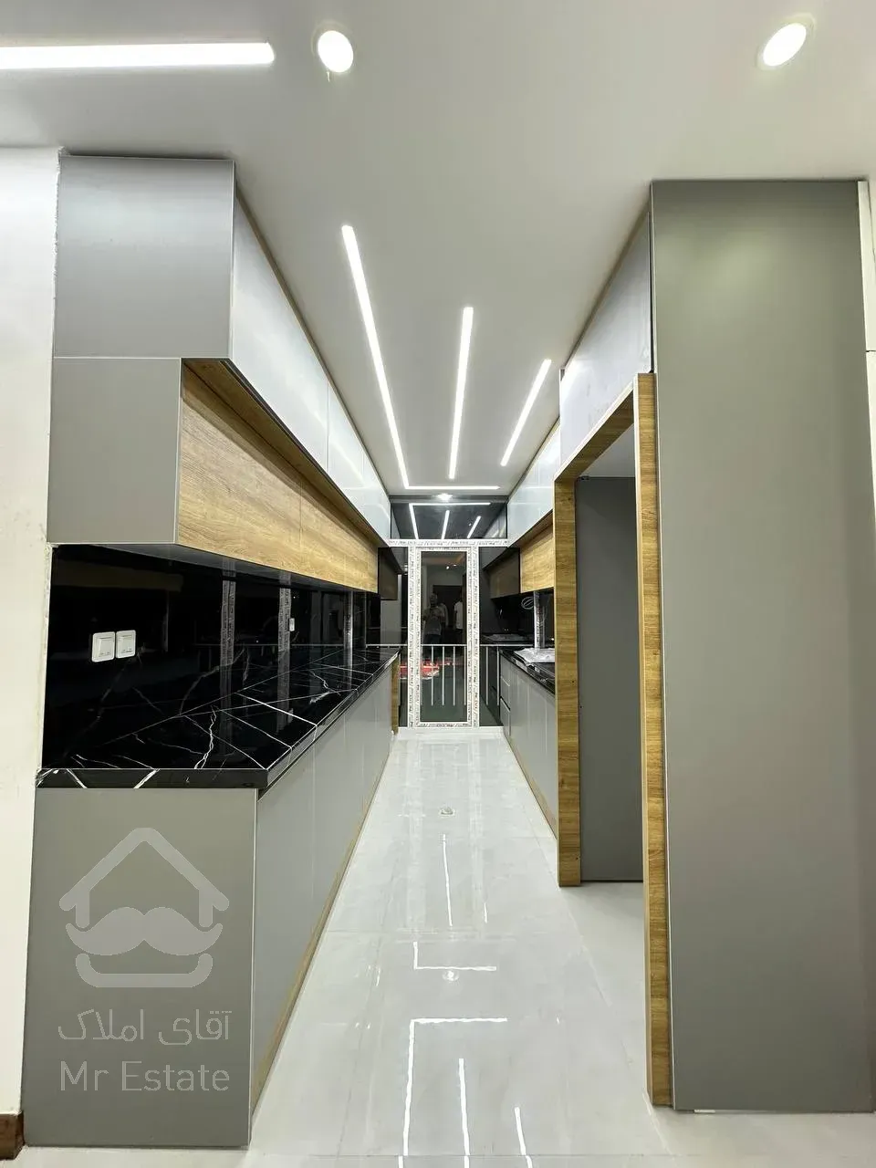 فروش آپارتمان ۱۴۴ متری فول امکانات شهران