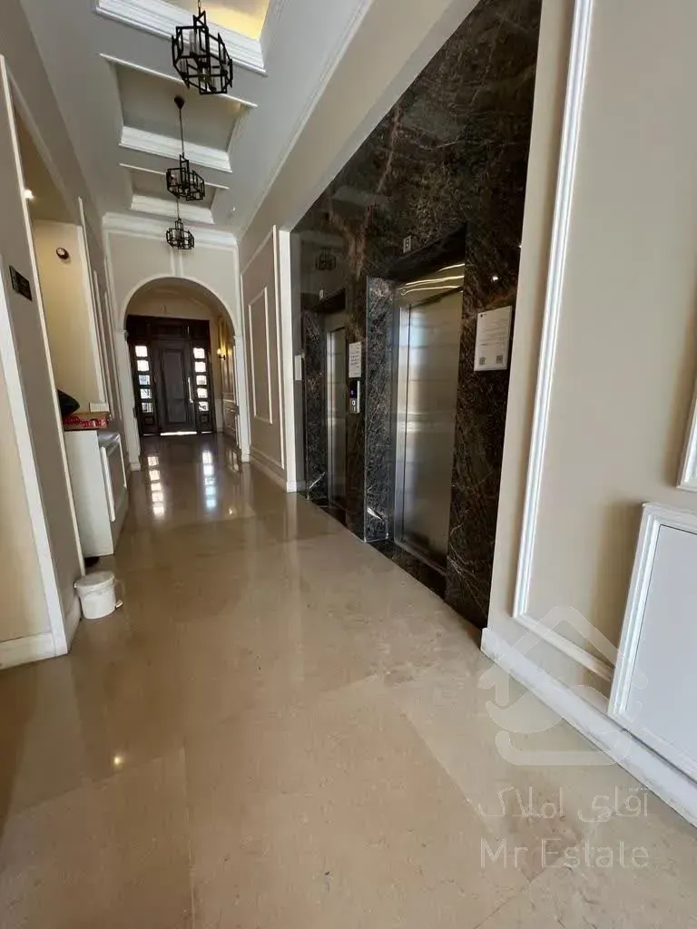 آپارتمان ۸۲ متری موقعیت اداری