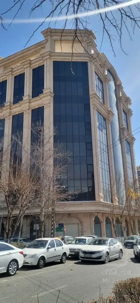 اجاره اداری گاندی ۲۰۰متراداری باپارکینگ