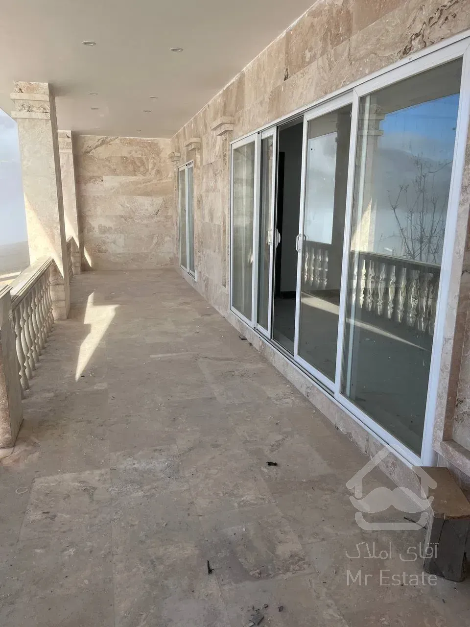 ویلا ۲۸۸ متری جنگلی