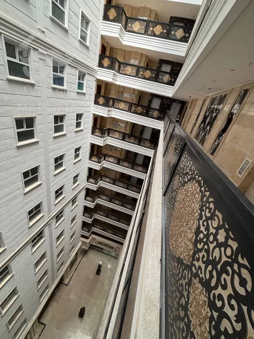 شاهکار منطقه،شیک پسند