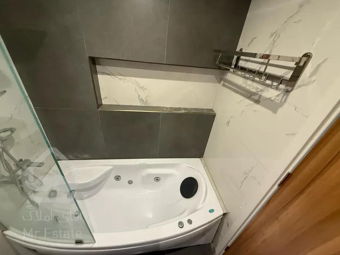 ۱۲۵ متر مدرن در بهترین لوکیشن فرمانیه