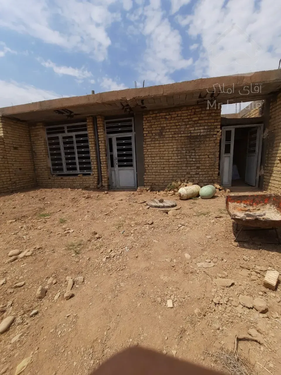 فروش خانه ویلایی دوخوابه در جرسقان