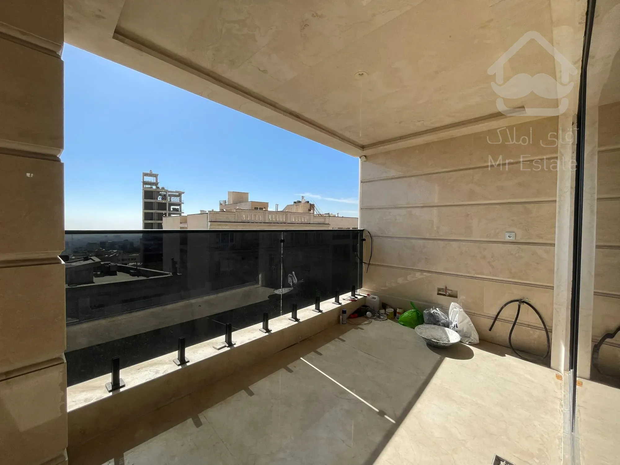 ۲۶۰ متر برج بدون مشرف