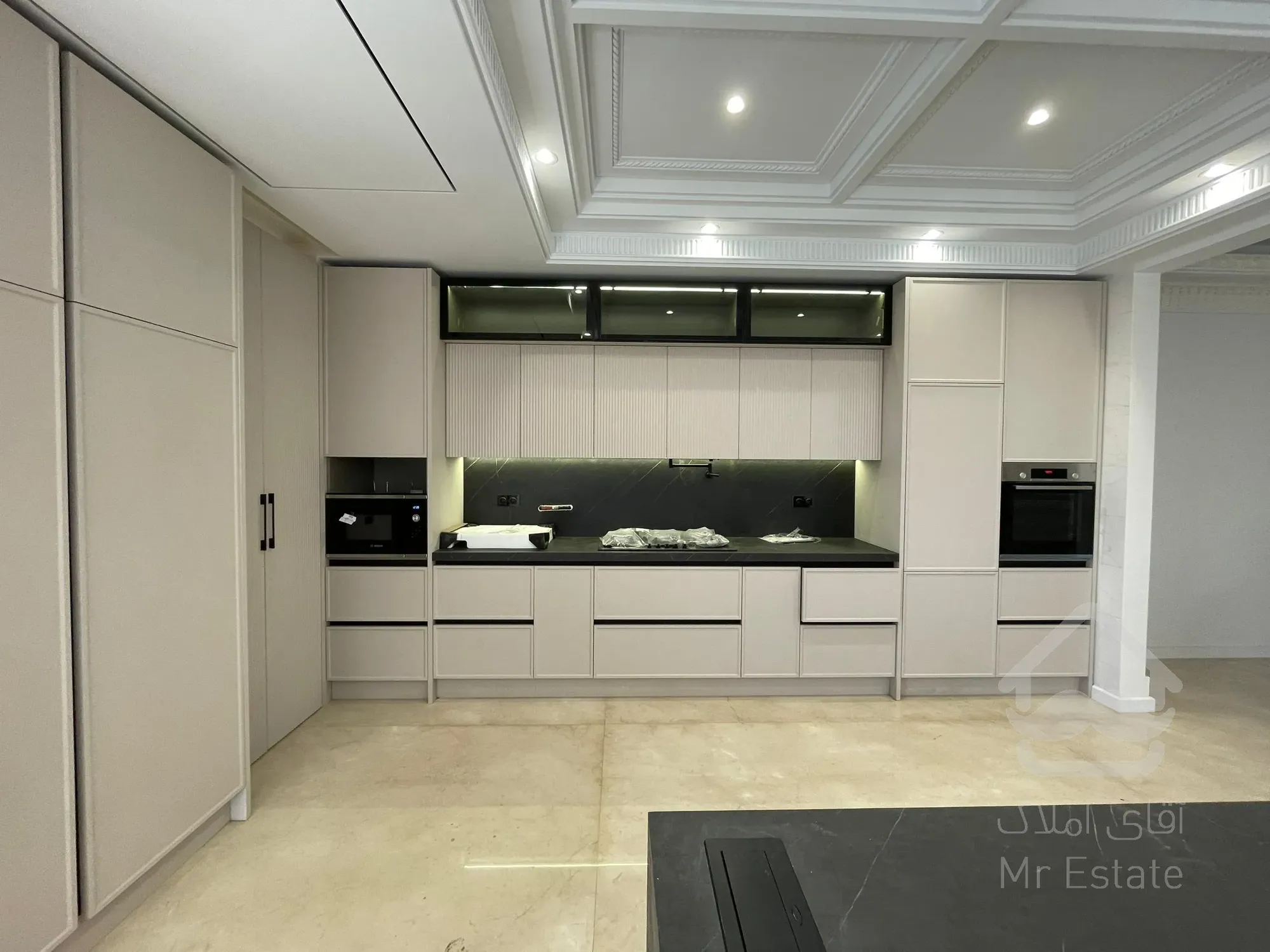 ۲۶۰ متر برج بدون مشرف