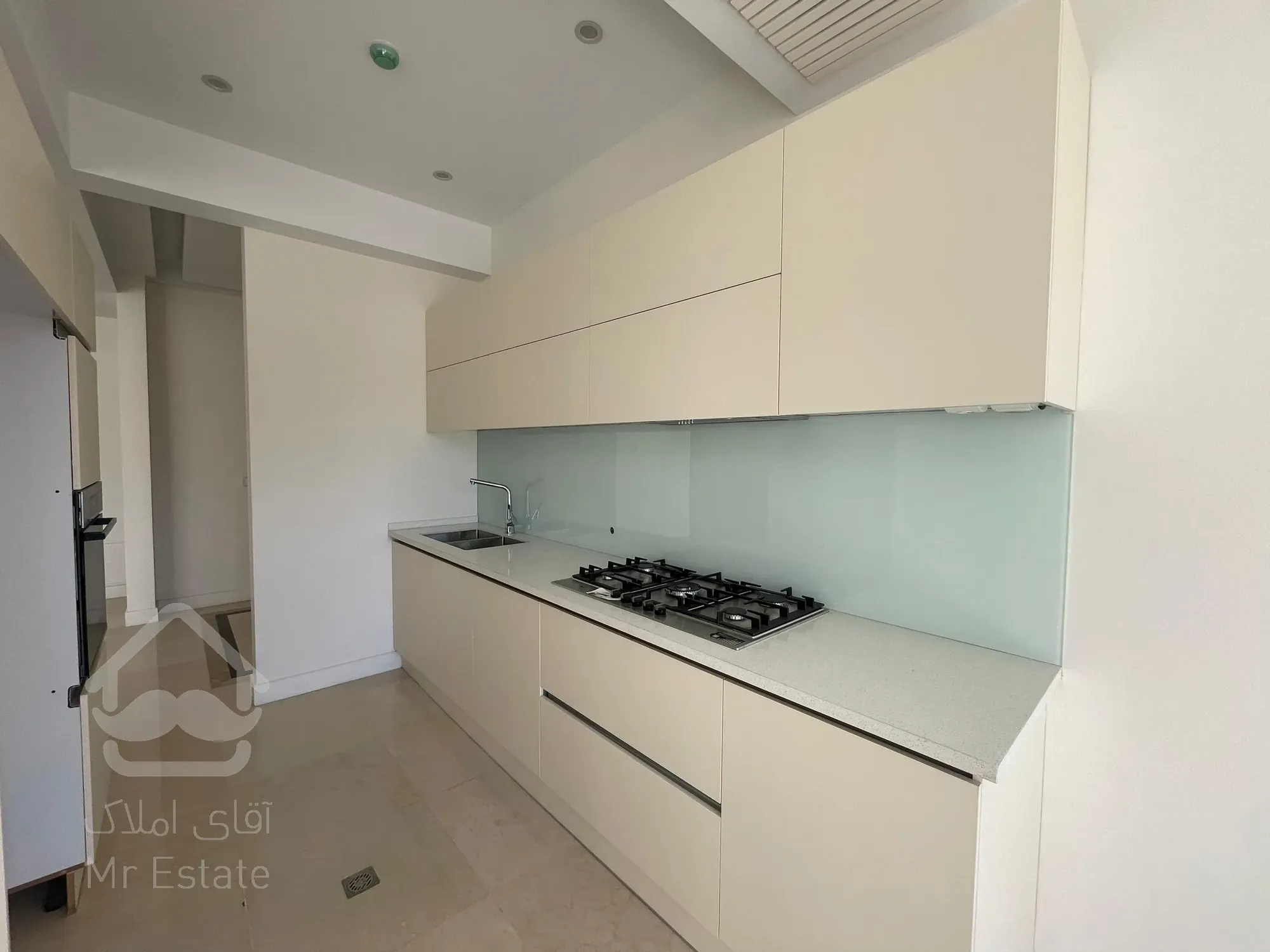 ۲۶۰ متر برج بدون مشرف