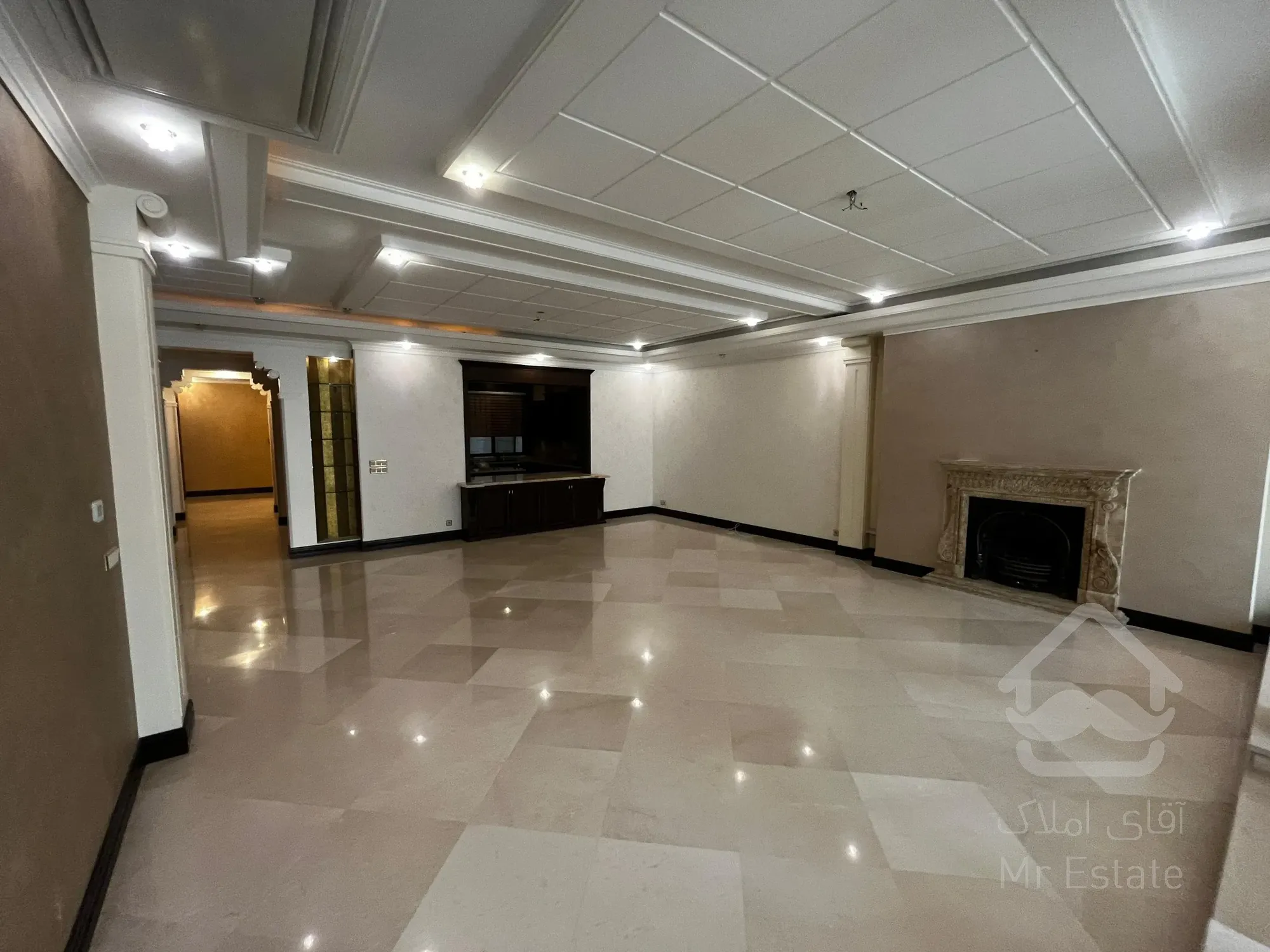 350متر کلاسیک در کامرانیه فول مشاعات