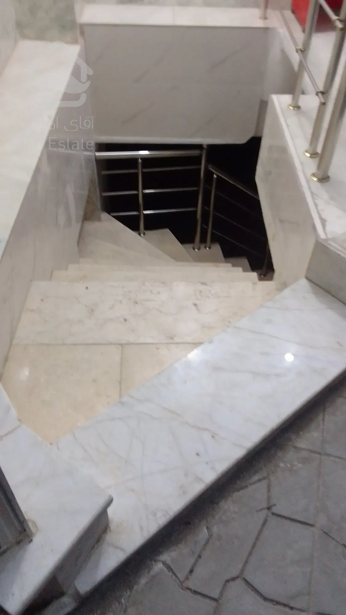 زیر زمین ۱۲۰متری نوساز بر بلوار مظفر