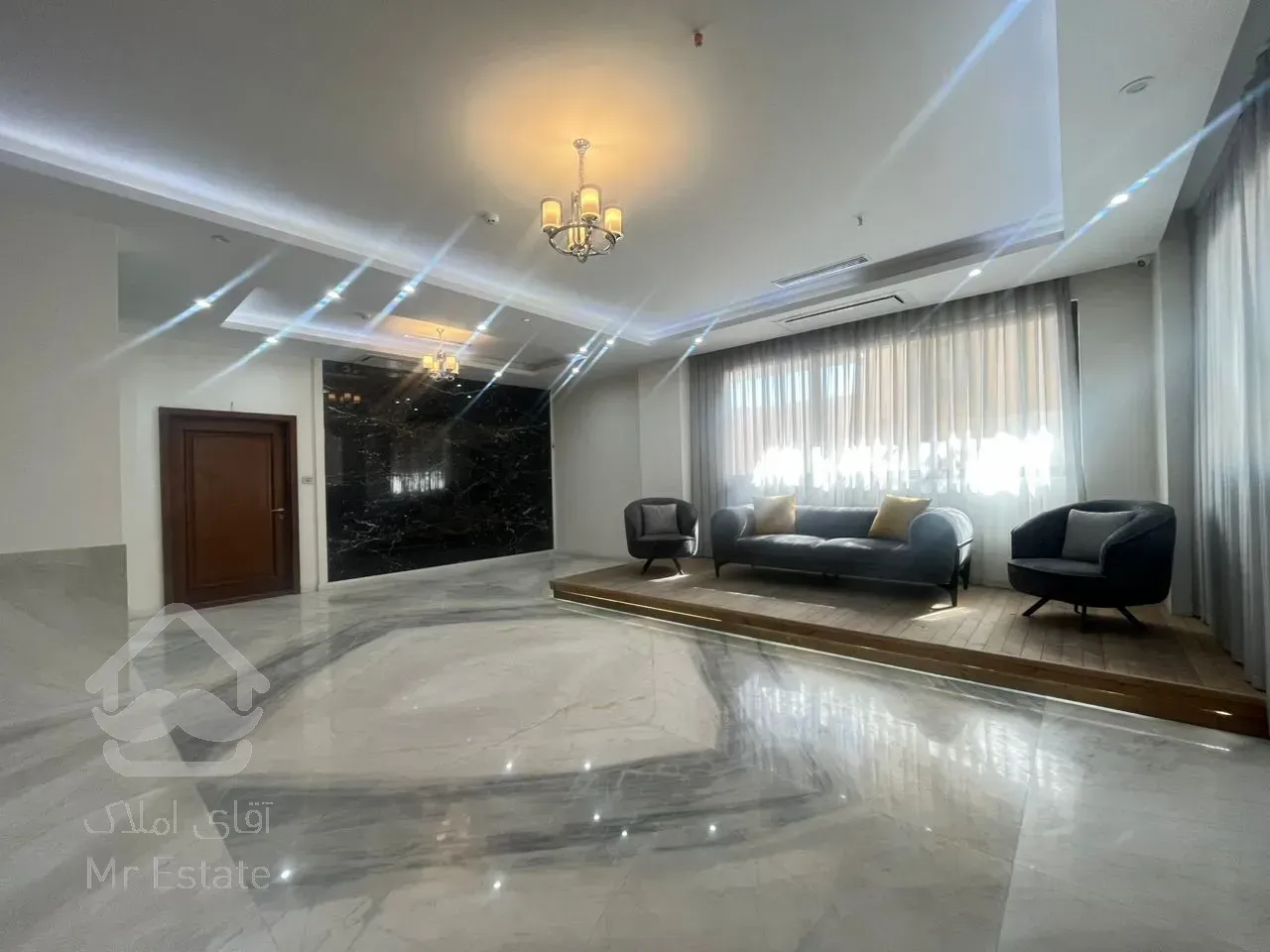 ۲۲۰ متر ولنجک برج