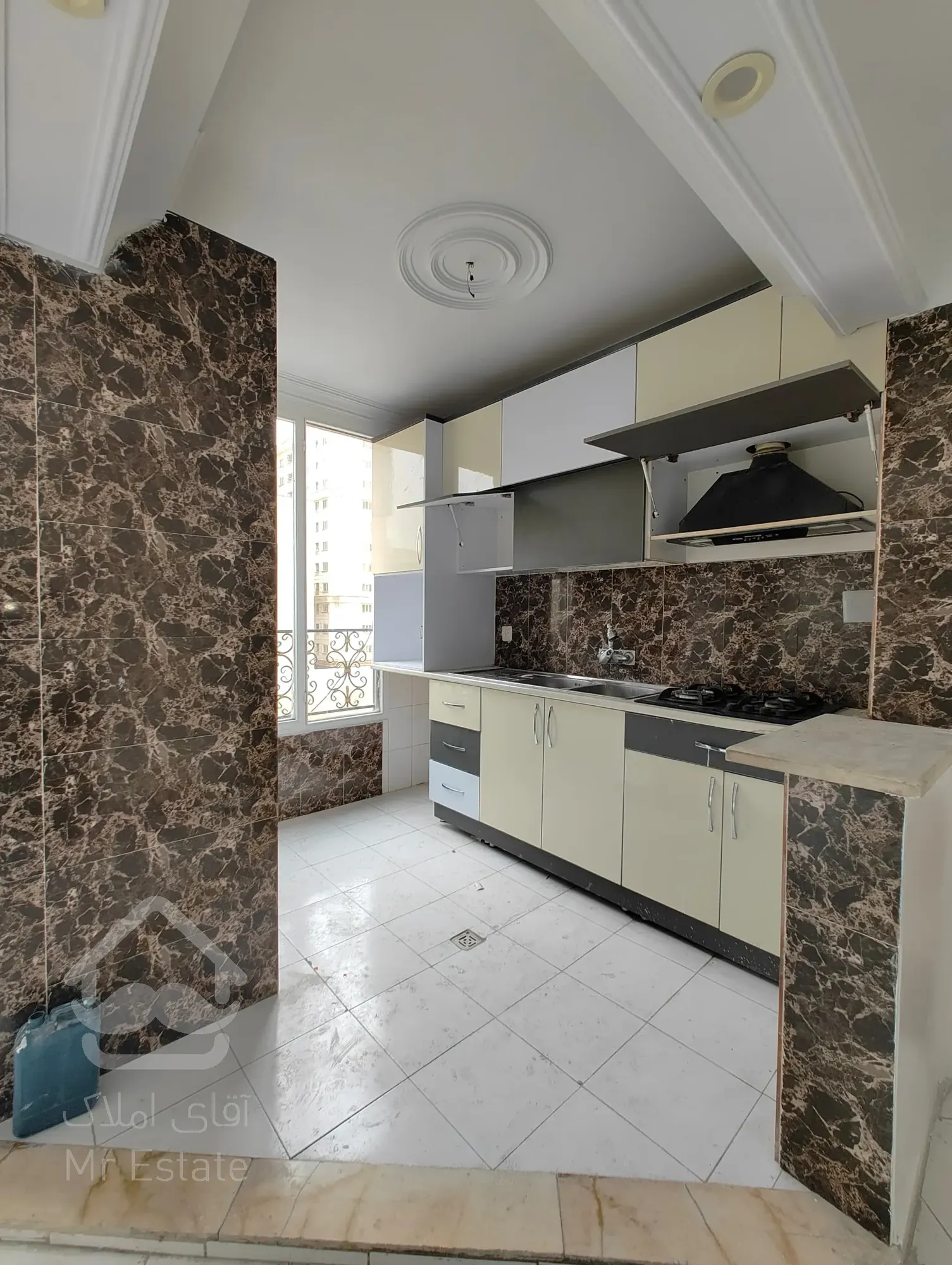 اجاره ۸۰ متر تخلیه ۲خواب فول امکانات کوی ارم