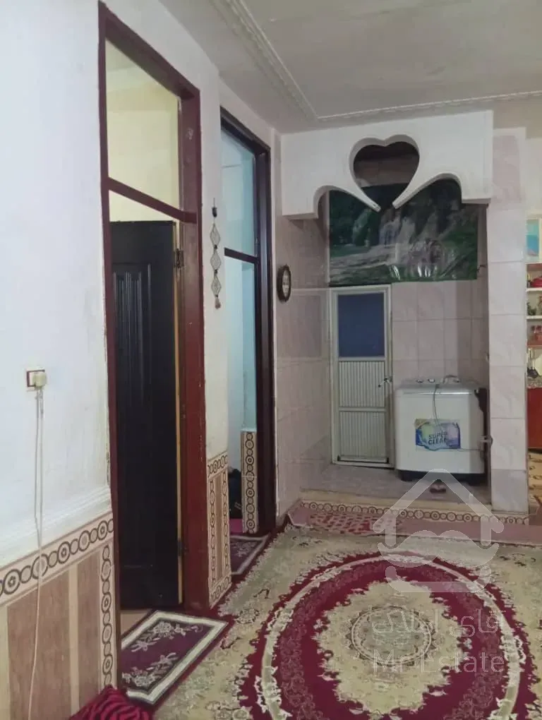 خانه مسکونی وزمین