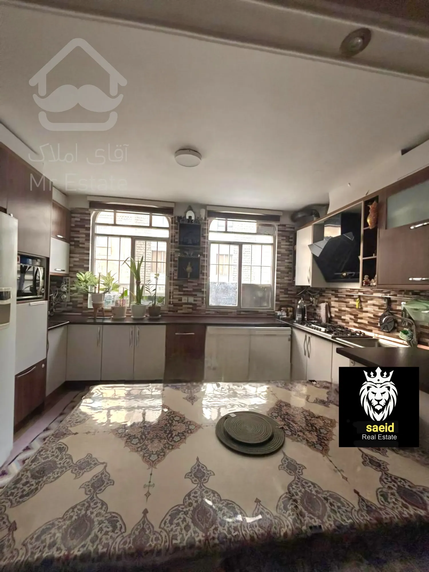 دو خوابه همکف