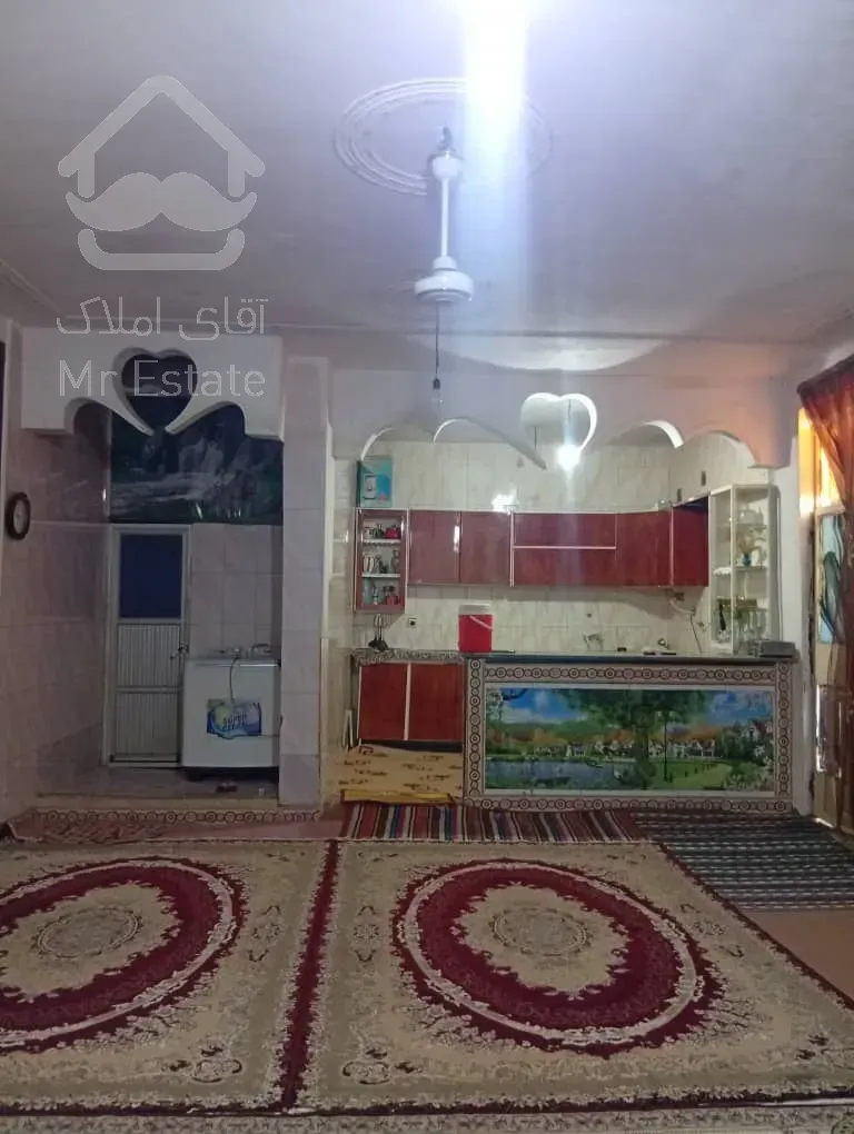 خانه مسکونی وزمین