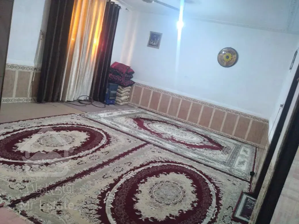 خانه مسکونی وزمین