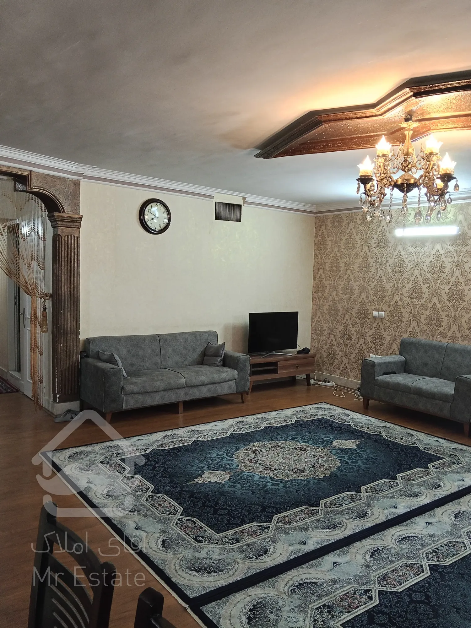 فوری/آپارتمان 131 متری/قاسم آباد(شهرک غرب)