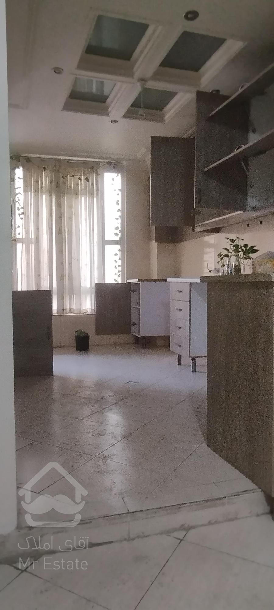 52متری/2خوابه/پارکینگ سندی/بسیارخوش نقشه