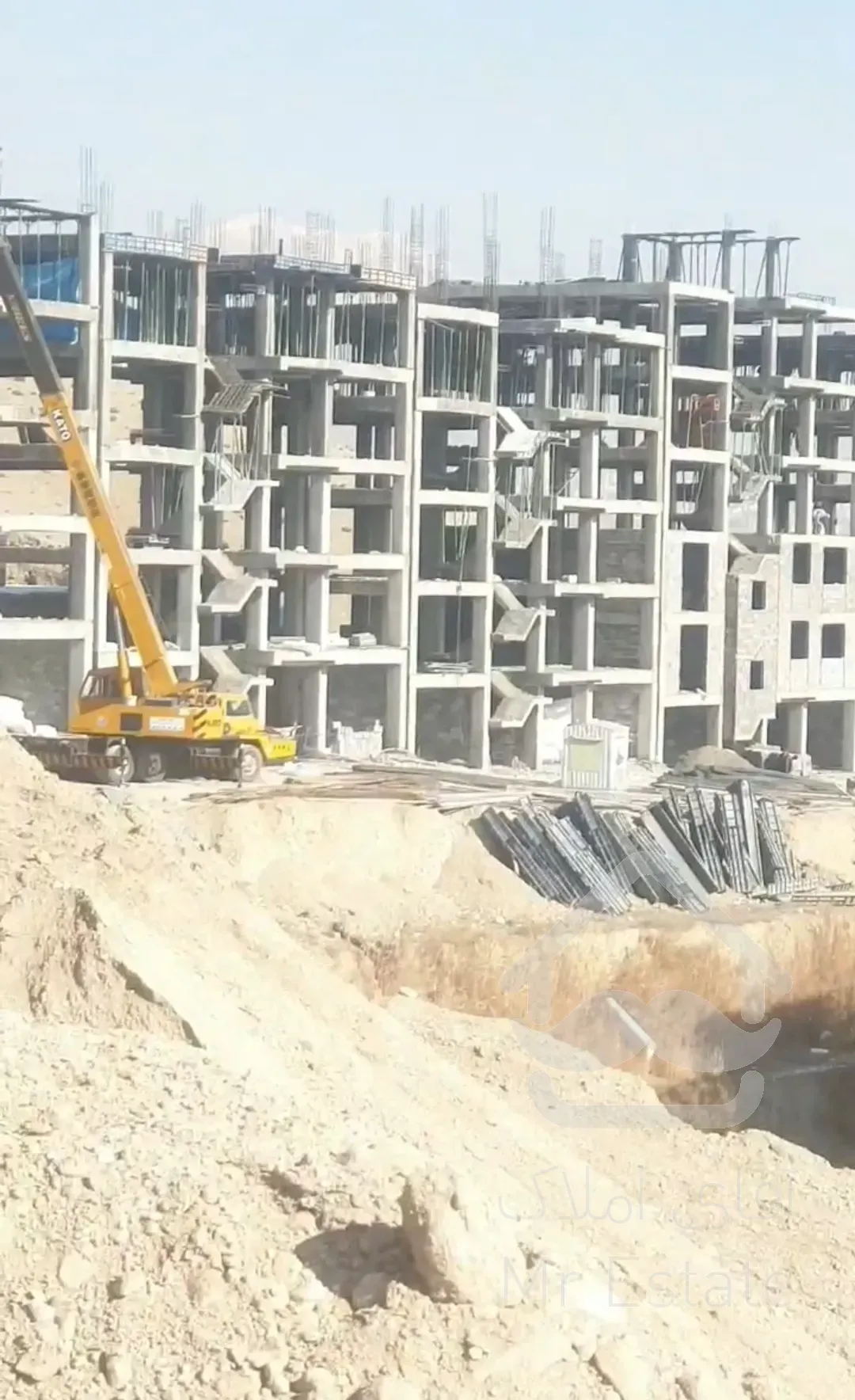 فاز 8 ، محله 2 ، 98 متر ، دو خوال