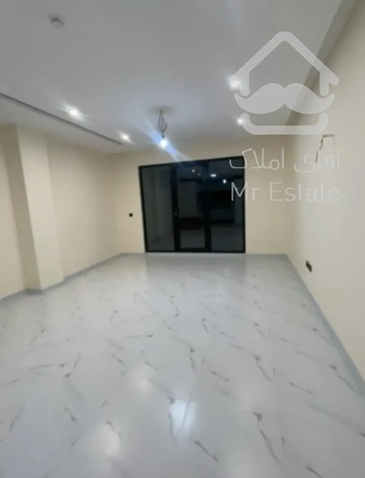 رهن و اجاره یکخواب ۹۵ متری با ۲۰ متر تراس ساحل مرجان کلید نخورده