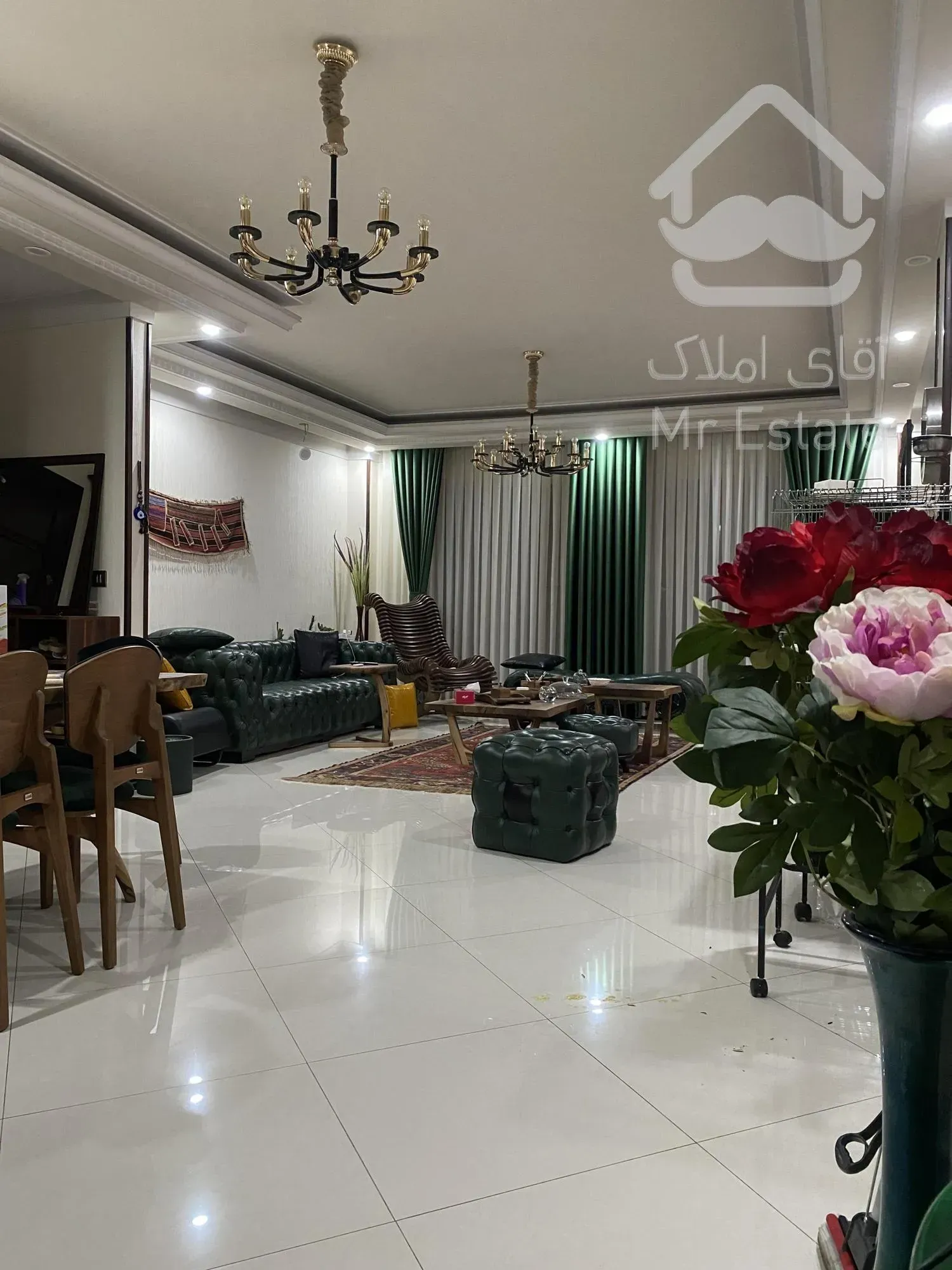 130متر ۳خواب // فرعی تاپ اباذر