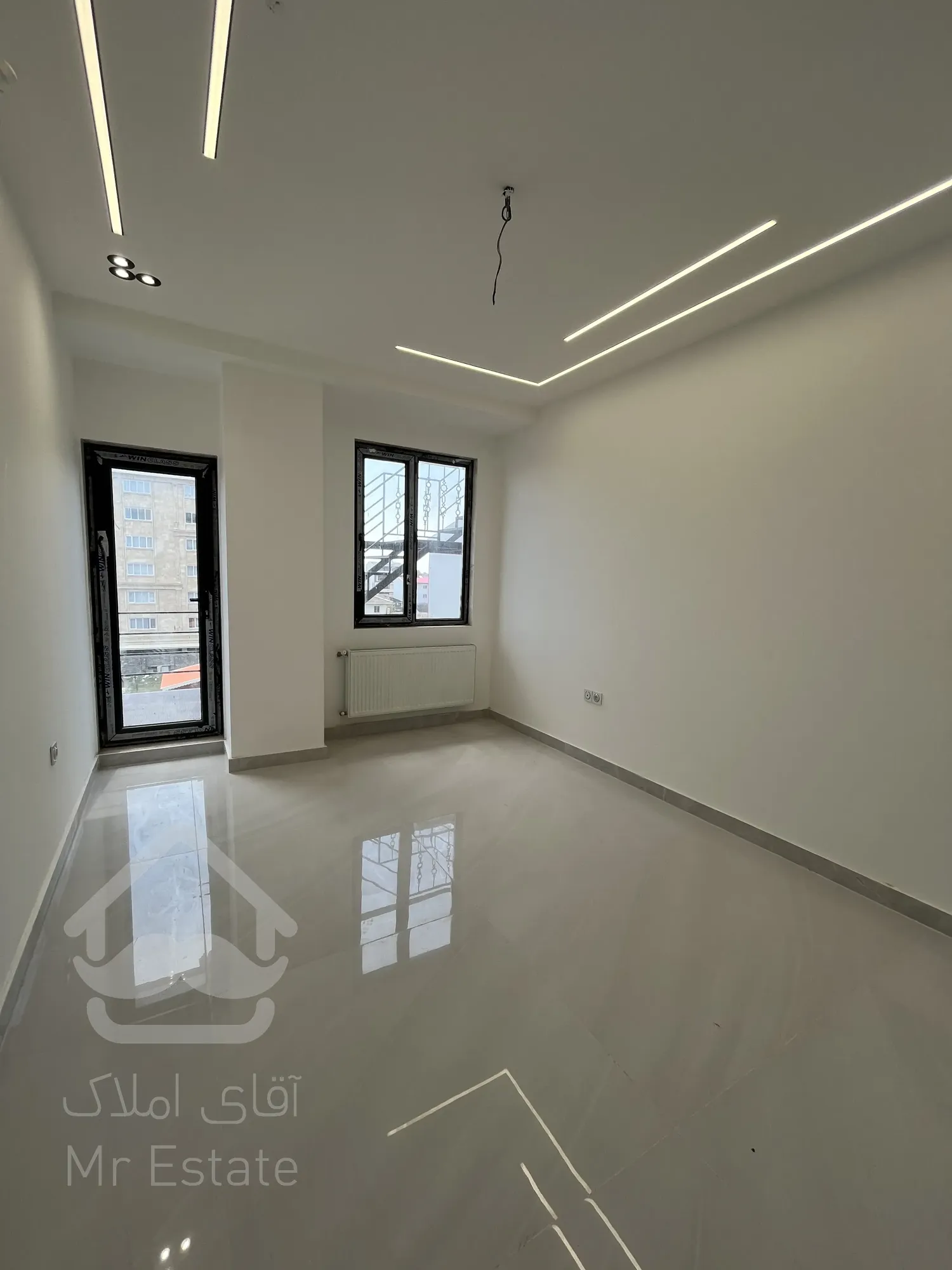 فروش آپارتمان ۱۶۸ متری پاسداران