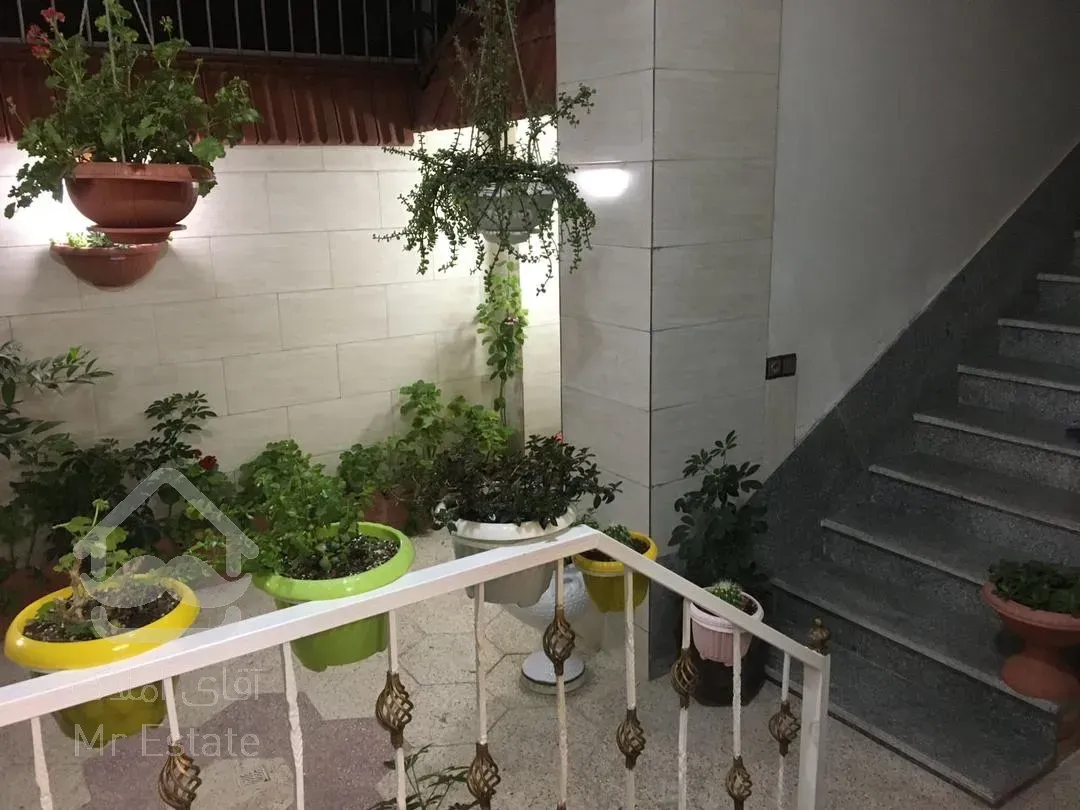 خانه ویلایی ۲ واحدی زعفرانیه