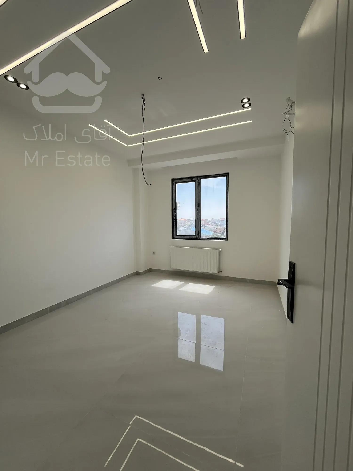 فروش آپارتمان ۱۶۸ متری پاسداران