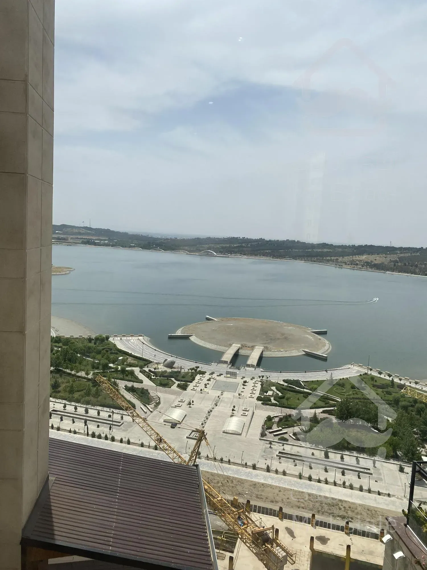 واحد ۱۸۰متر فول هوشمند ویو ابدی دریاچه