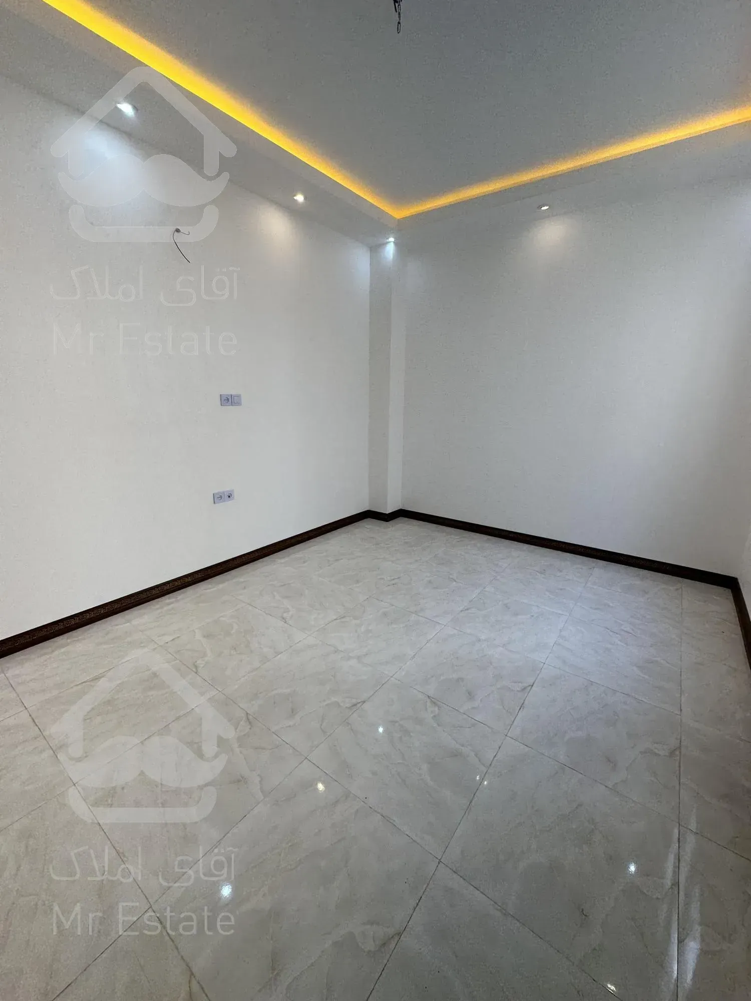 ویلایی نوساز ۳ خواب