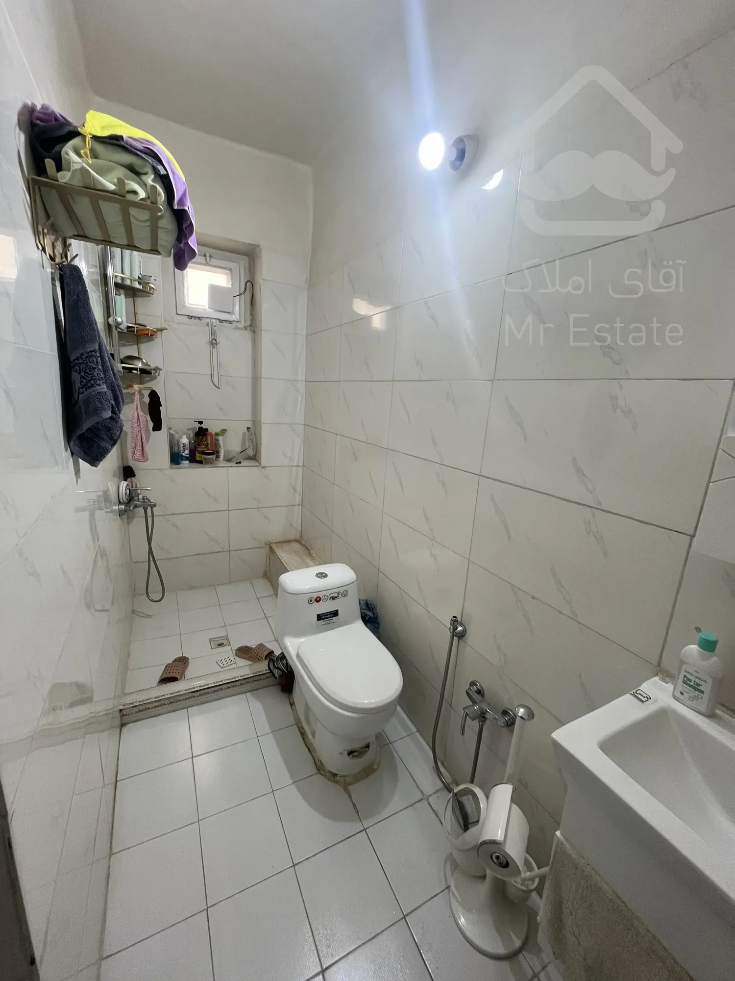 آپارتمان ۹۷متری طبقه ۴اذربایجان