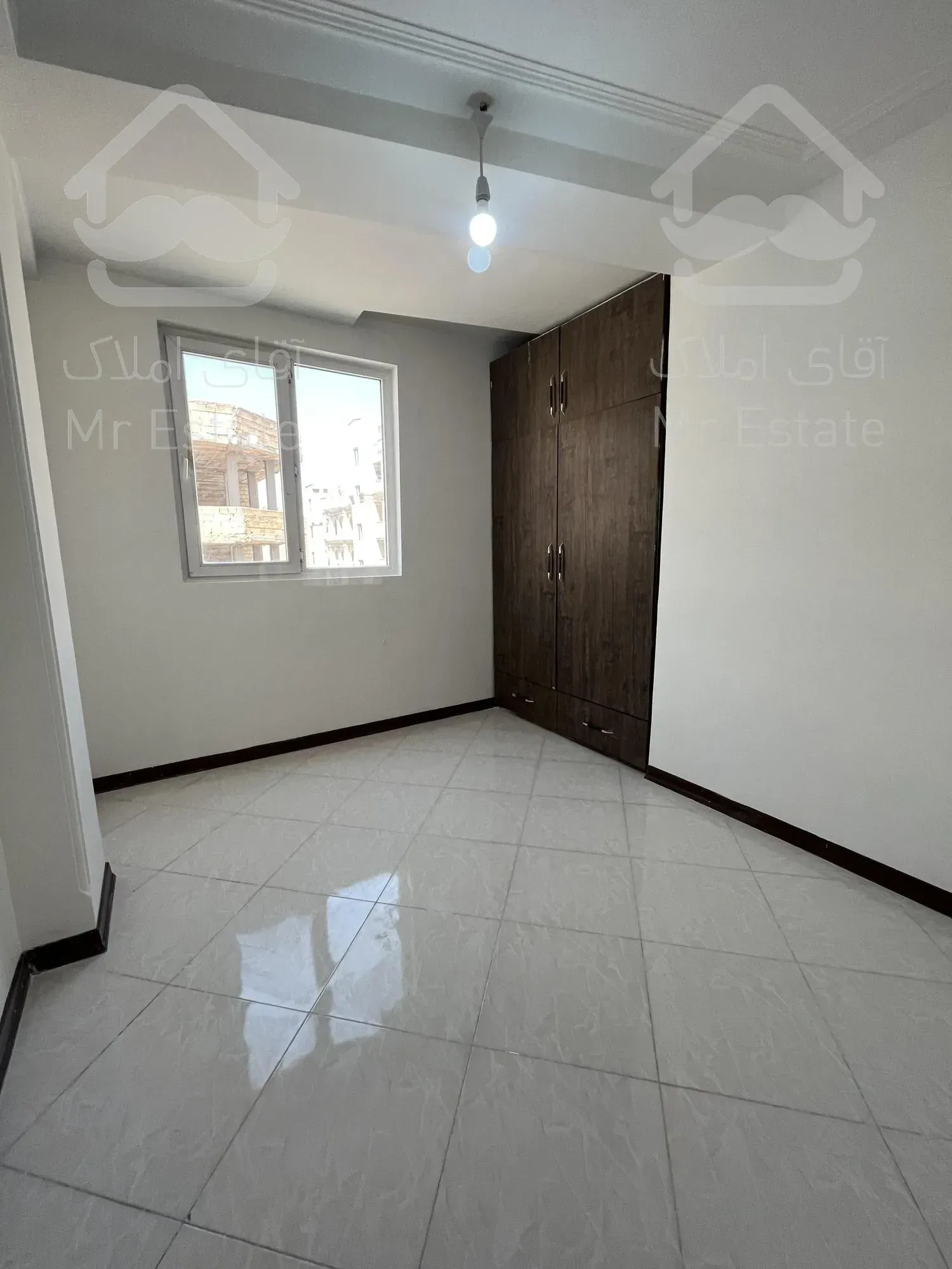 آپارتمان ۸۳ متری نوساز