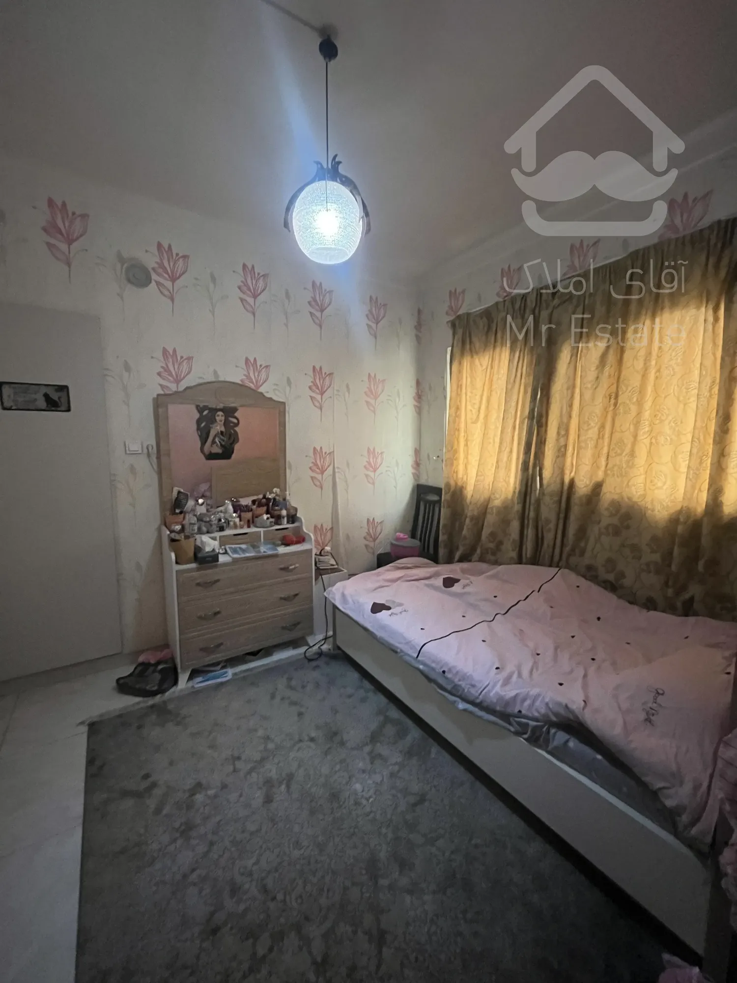 آپارتمان ۹۷متری طبقه ۴اذربایجان