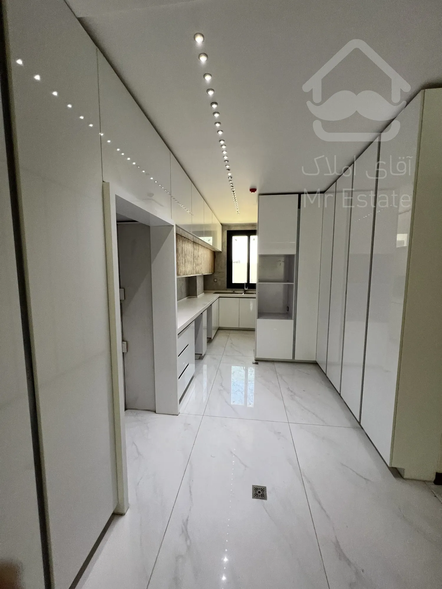 فروش آپارتمان ۱۵۷ متری