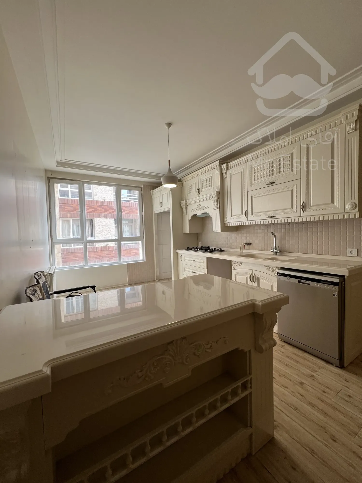 ۷۲ متر فول مشاعات تاپ لوکیشن