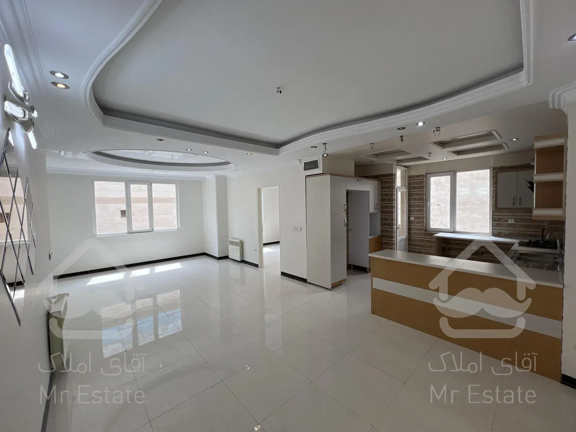 ۹۳متر شیک/ نورگیر آکواریوم/ ۲واحدی/ شهرک پاسداران