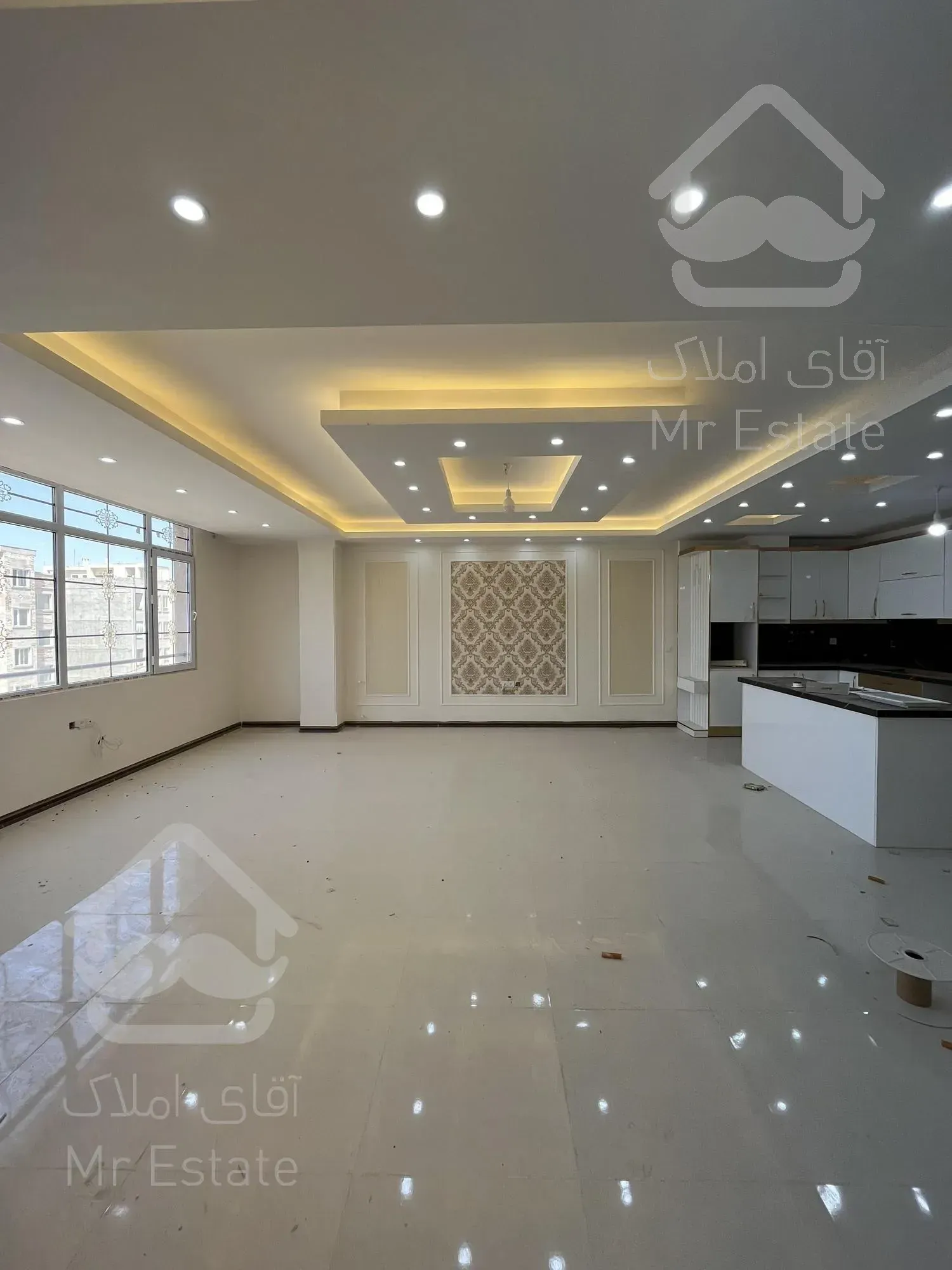 آپارتمان ۱۱۰ متری نوساز قلب نقش جهان