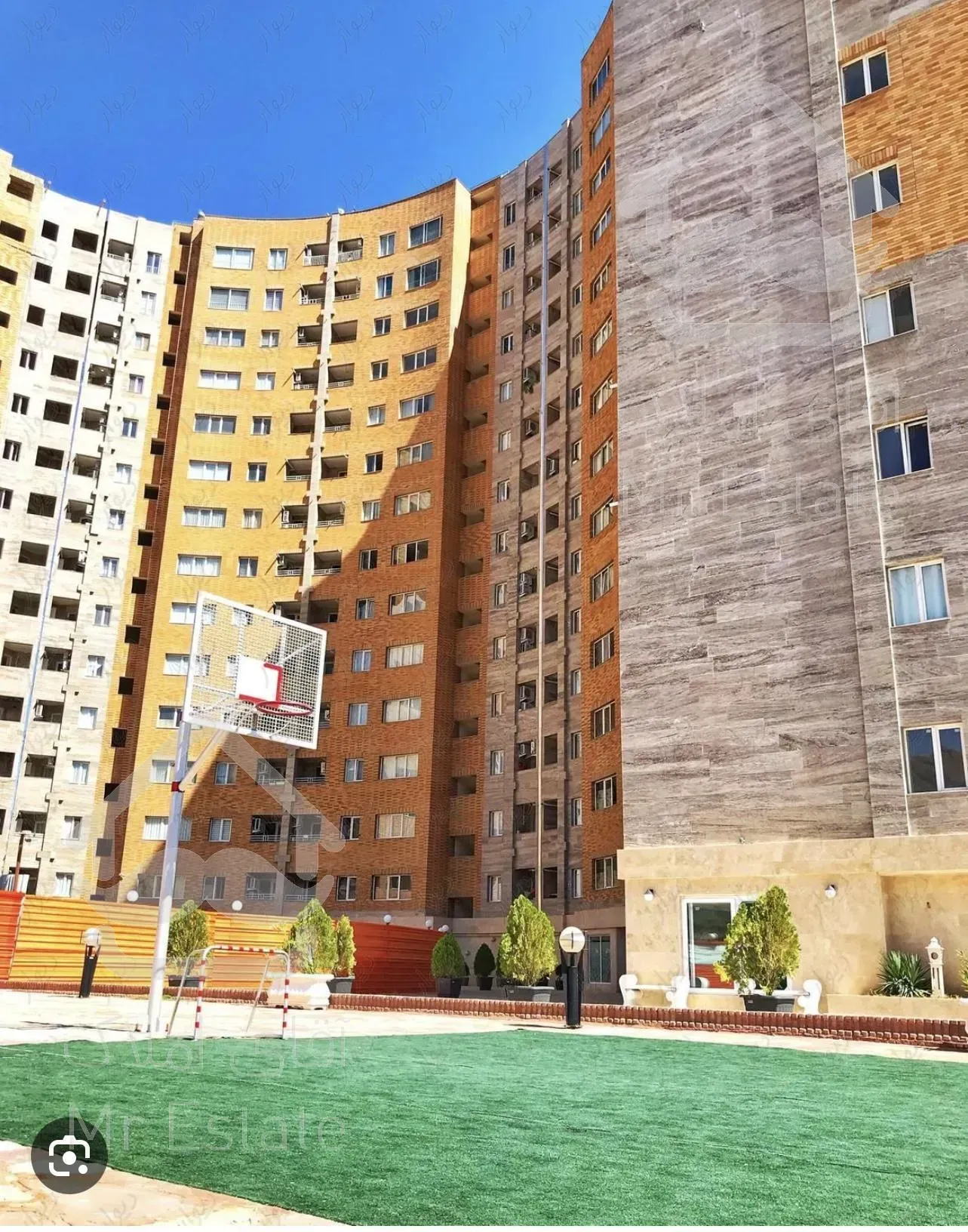 ۱۱۵ متر ۲خواب با حیاط اختصاصی در برج لویزان