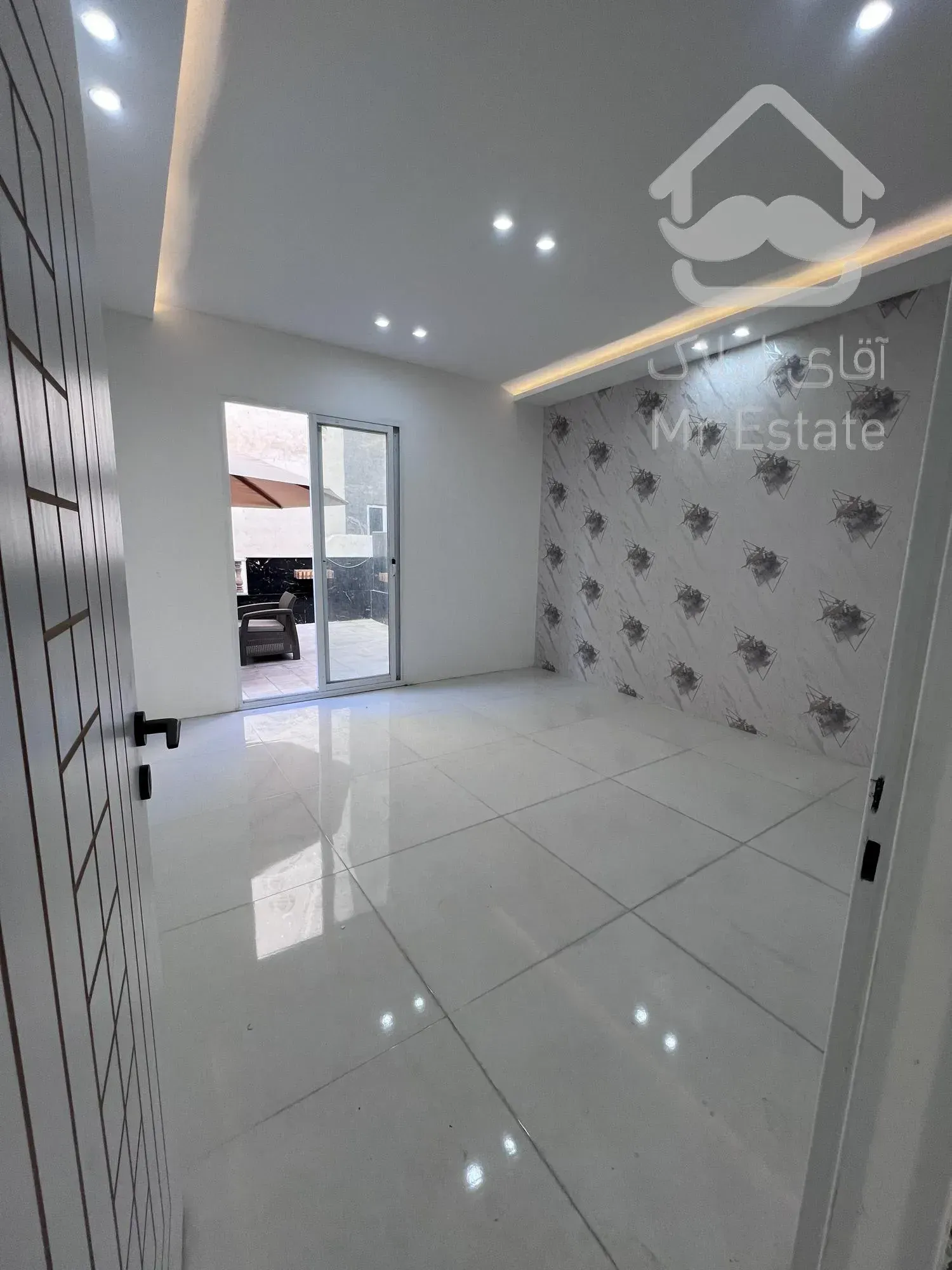 ۱۳۵متری/تکواحدی/بهترین لوکیشن