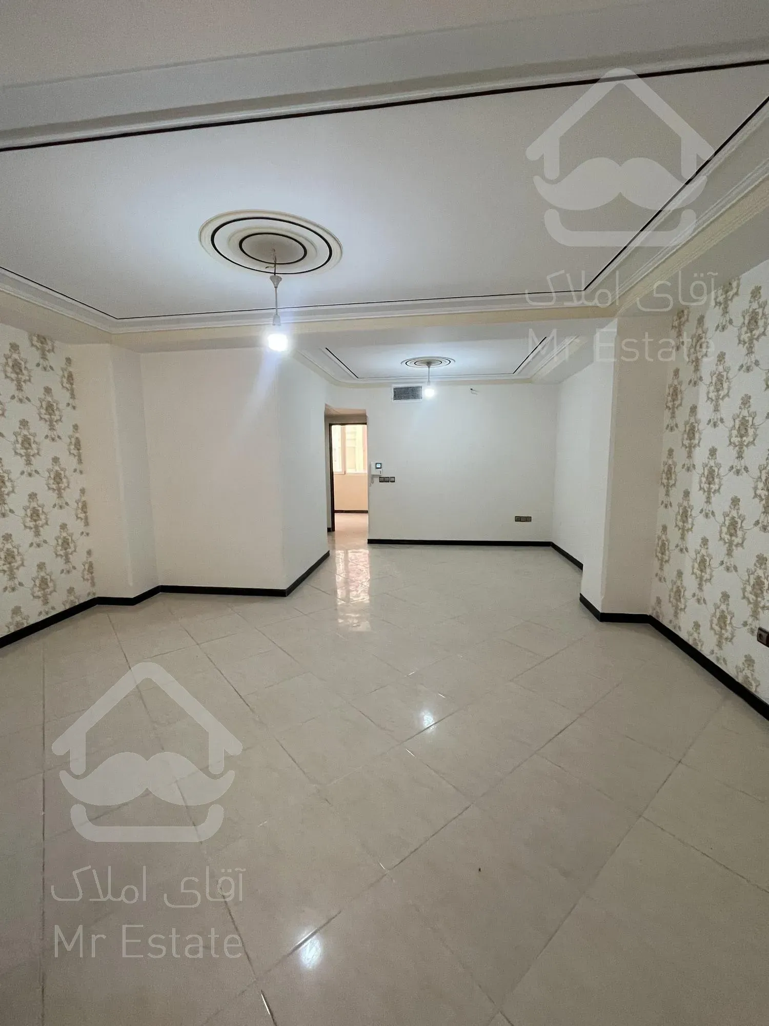 آپارتمان ۹۲ متری پیشوا نقش جهان فاز۲