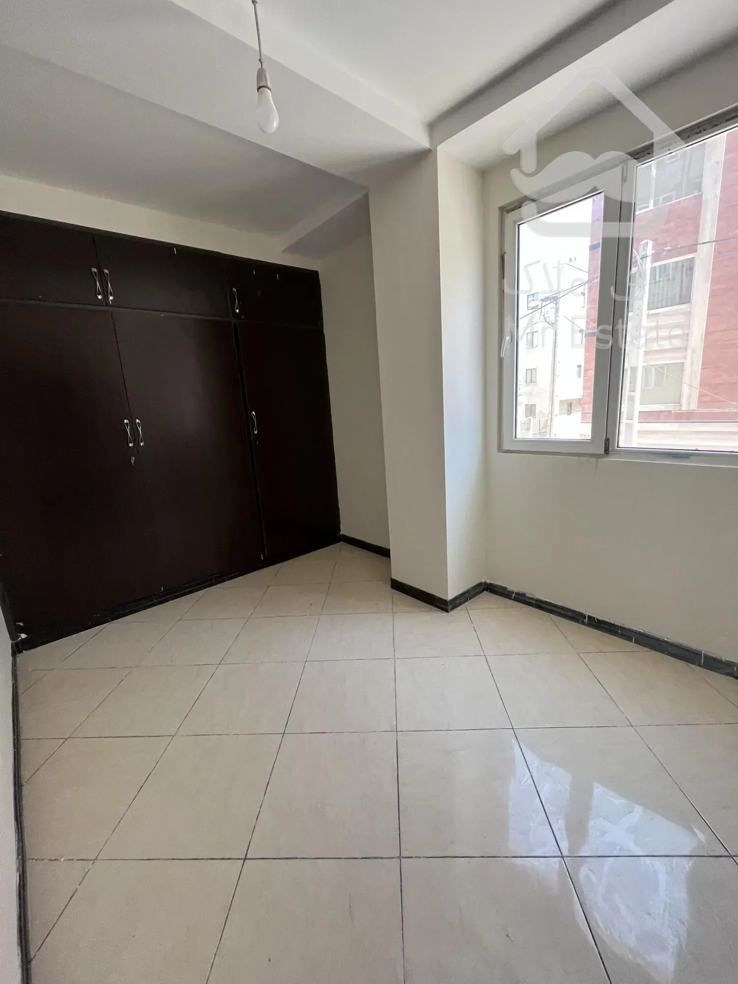 آپارتمان ۹۲ متری پیشوا نقش جهان فاز۲