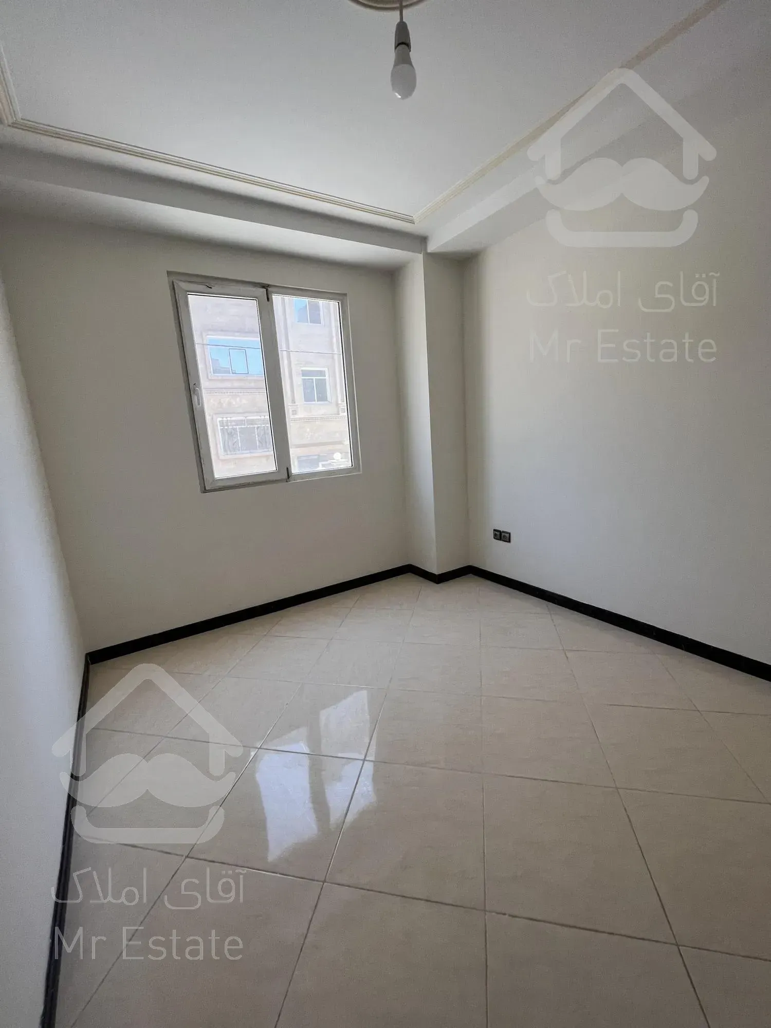 آپارتمان ۹۲ متری پیشوا نقش جهان فاز۲