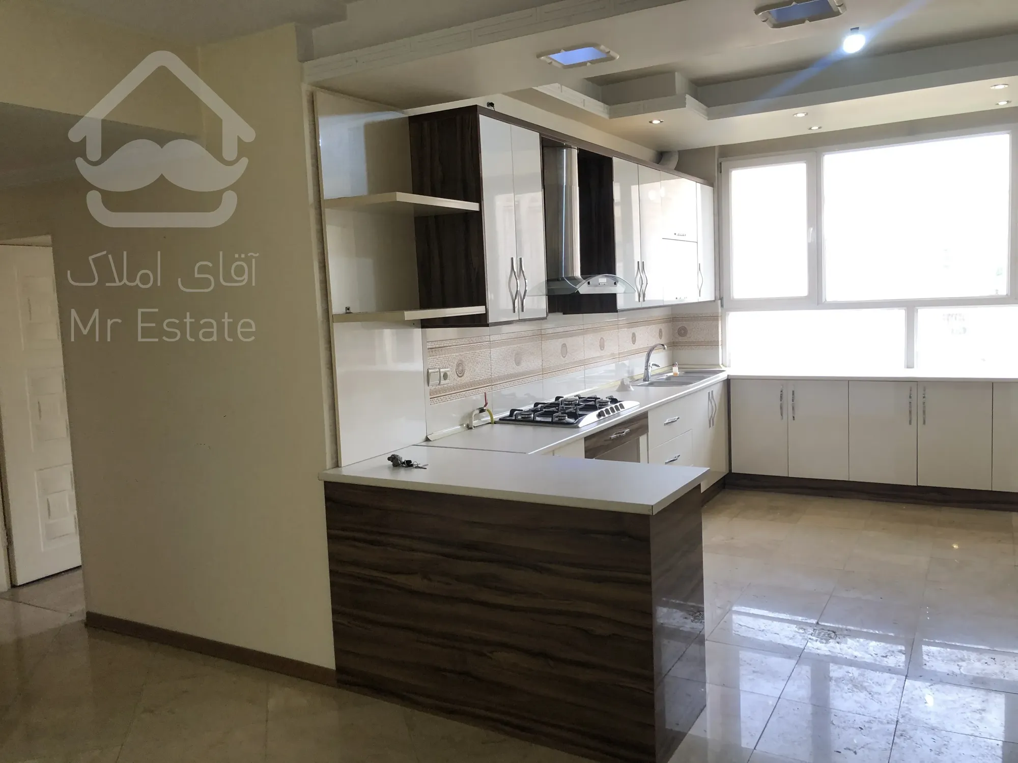 مرزداران خ ایثار 85 متر فول رهن و اجاره