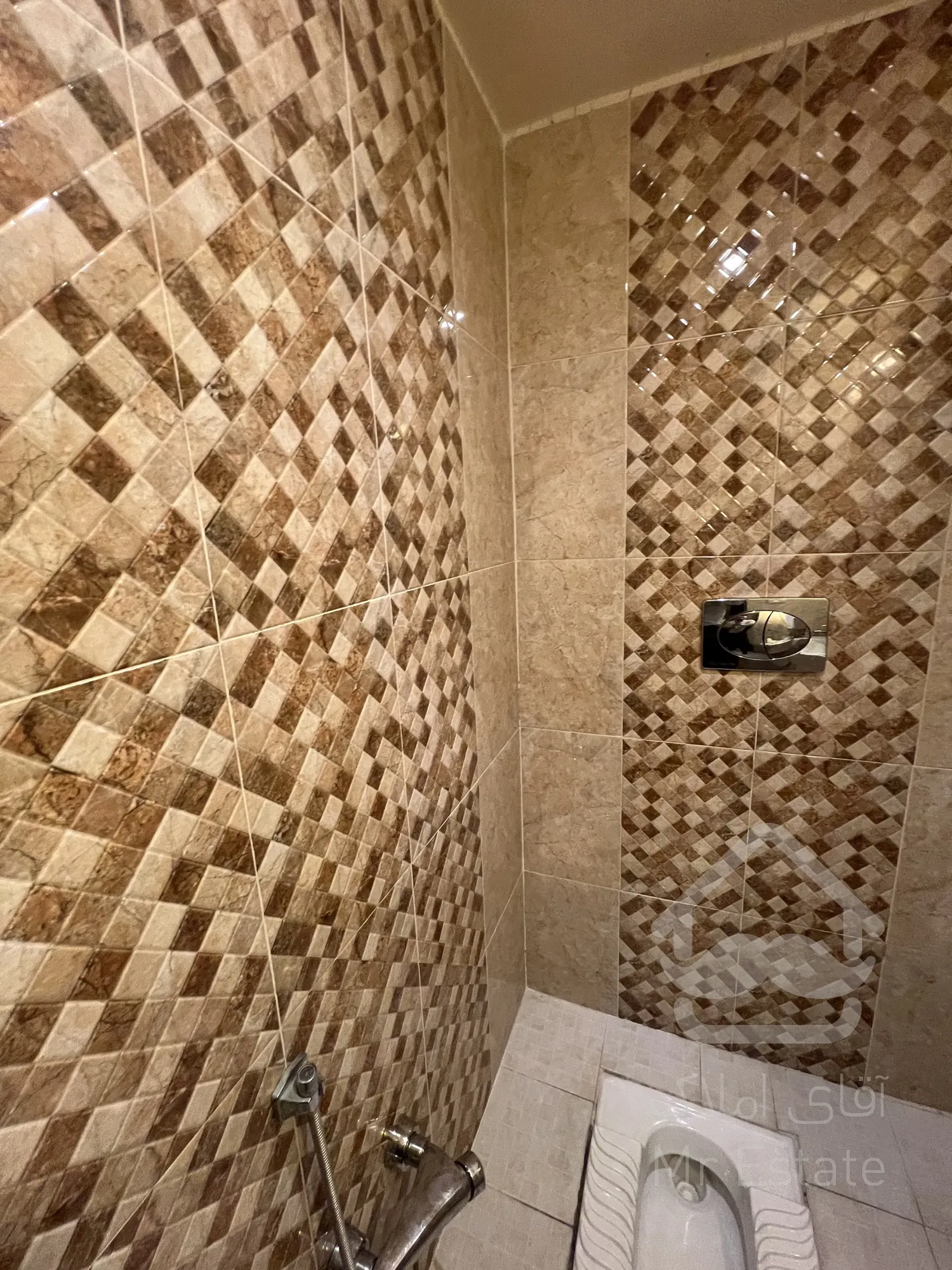 اجاره مسکونی ۹۰ متری بلوار فردوس گلستان جنوبی