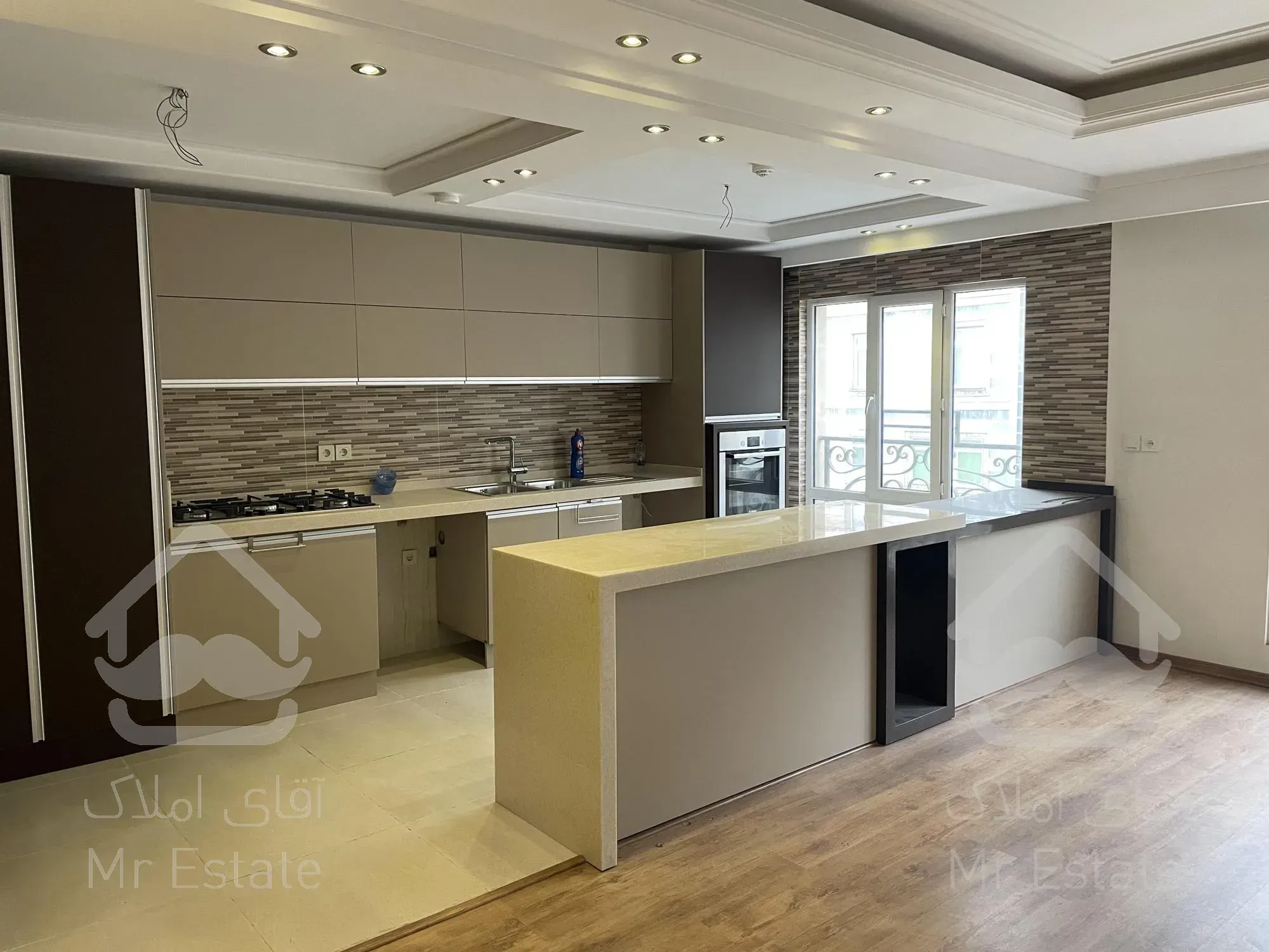 ۱۳۸متر شهرک غرب ۲پارکینگ