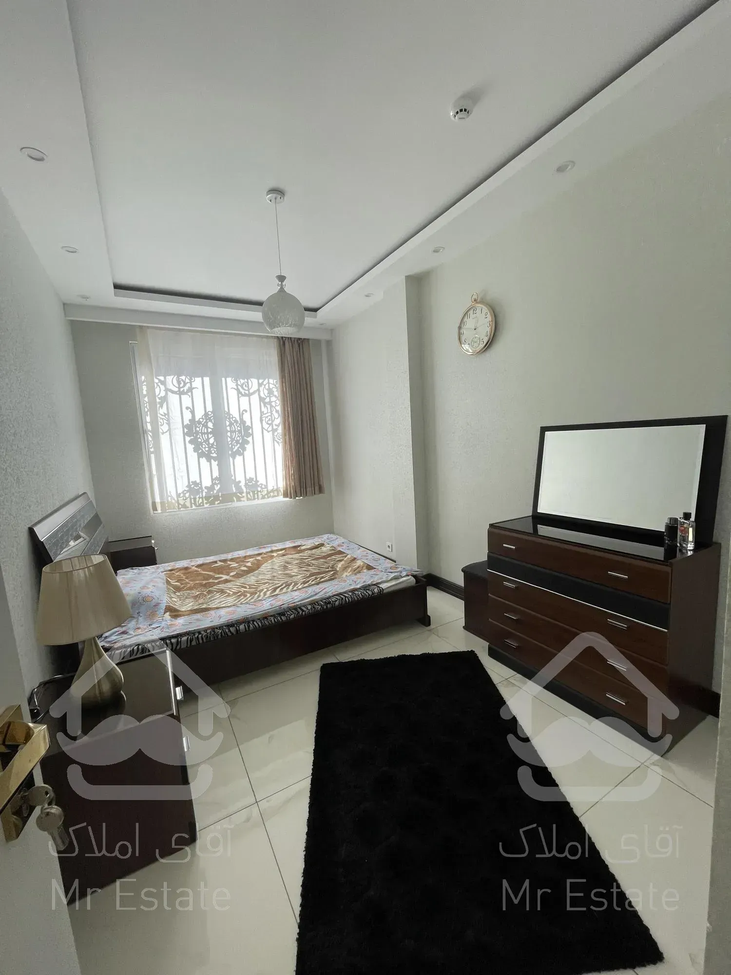 ۸۰متر سعادت اباد مشاعات ابی دار