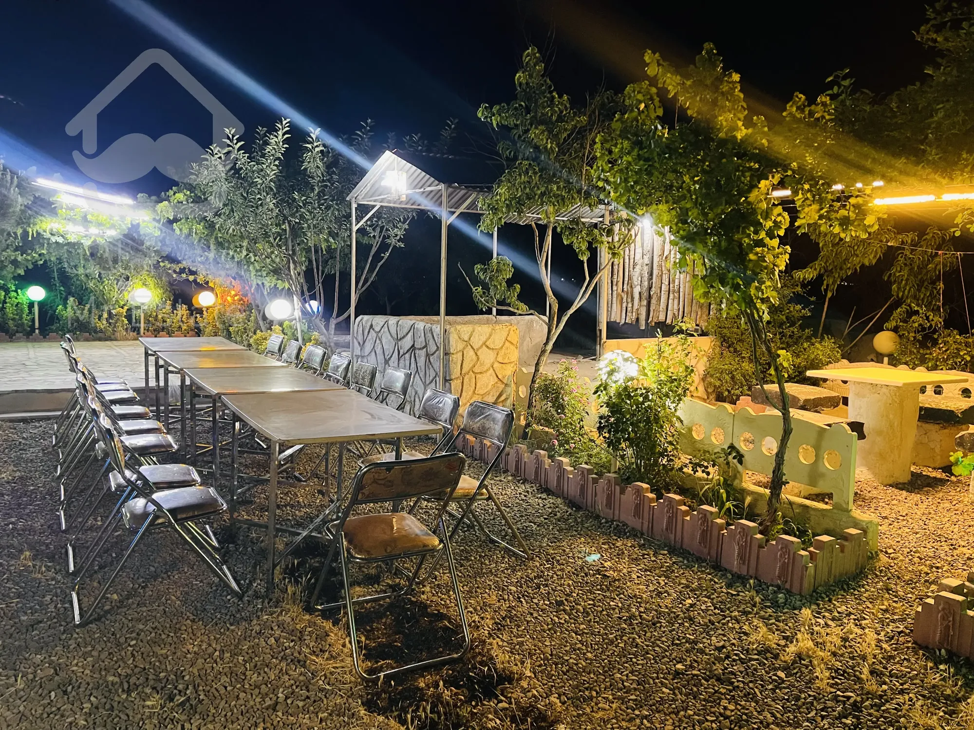 باغچه نقلی ۷۵۰متری محدوده غریبکش