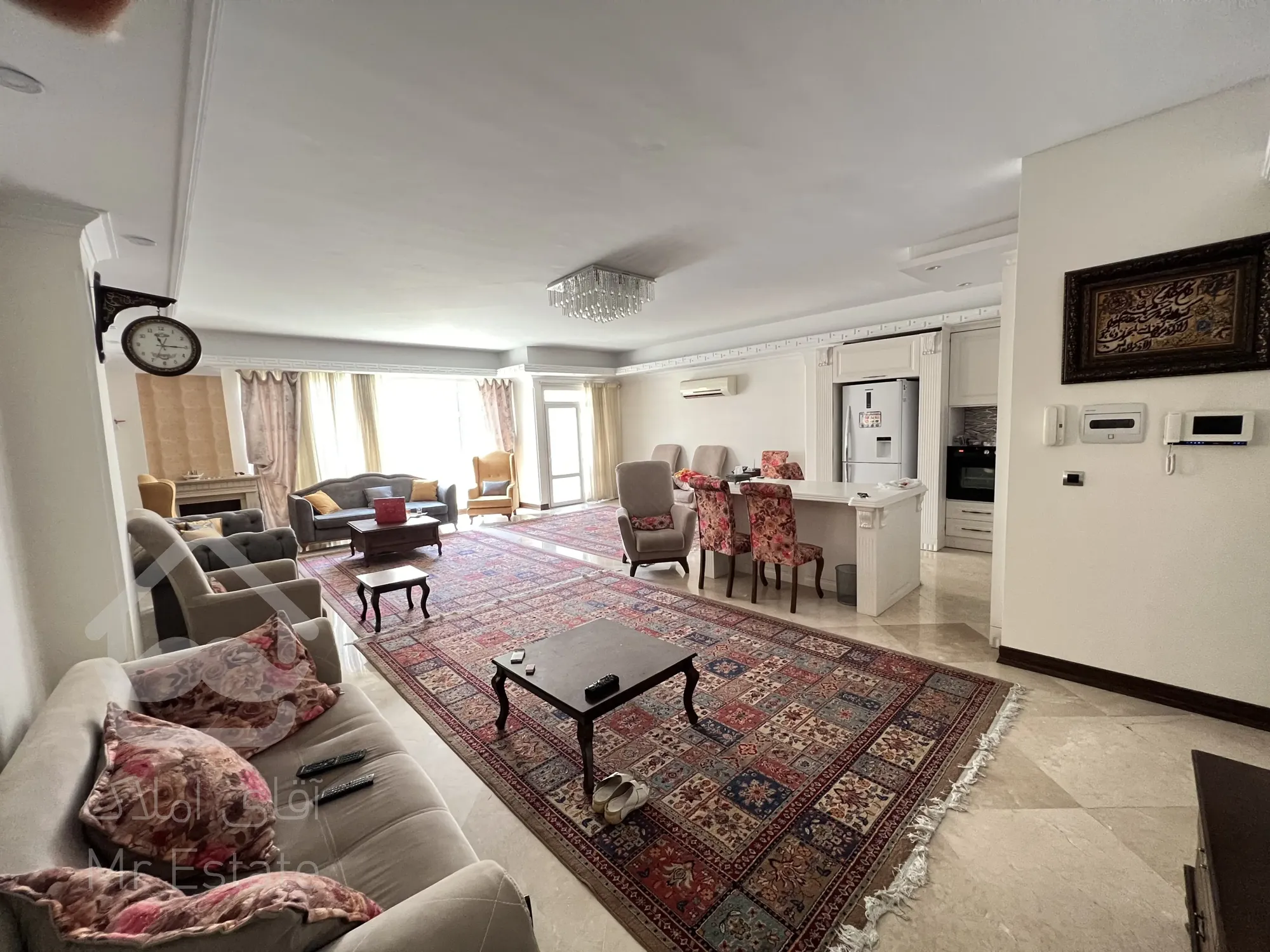 فروش آپارتمان ۱۳۷متری *پنجره قدی* در سازمان برنامه